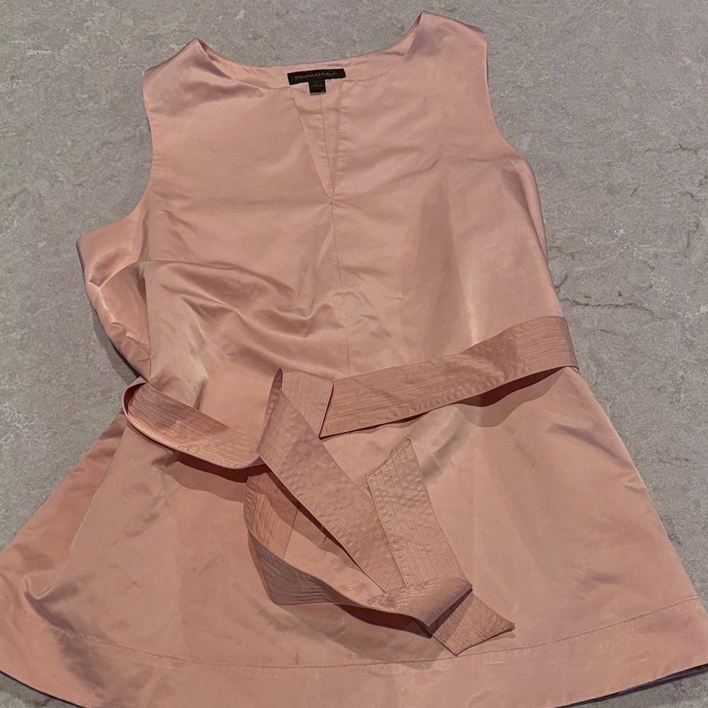 Banana Republic Soft Peach Top
